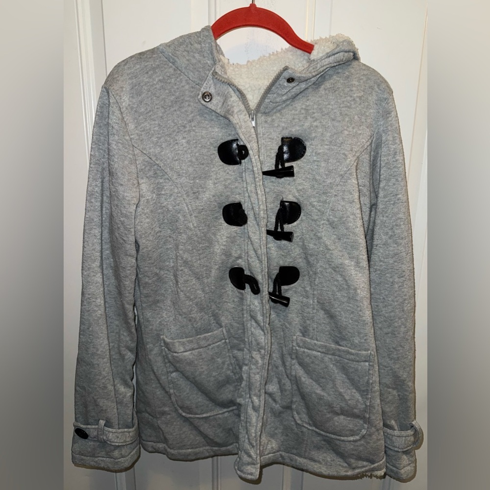 Long Gray coat! Cute and comfy!!!